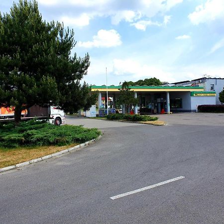 Motel Na Stacji Paliw Ustronie Morskie Kültér fotó