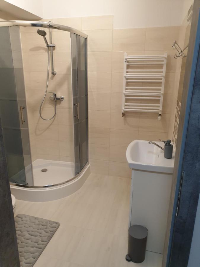 Motel Na Stacji Paliw Ustronie Morskie Kültér fotó